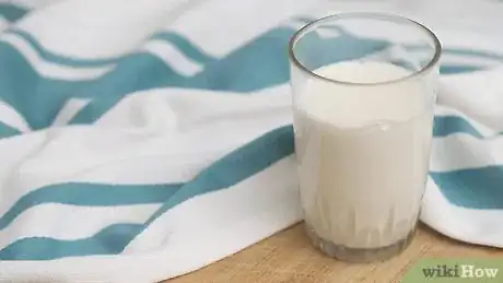 Imagem intitulada Freeze Milk Step 12