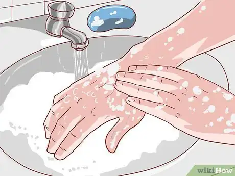 Imagem intitulada Insert a Rectal Suppository Step 2