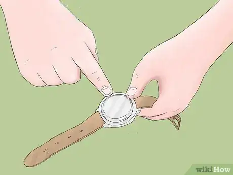 Imagem intitulada Pry off a Watch Backing Without Proper Tools Step 1