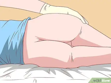 Imagem intitulada Insert a Rectal Suppository Step 9