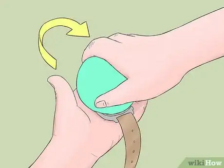Imagem intitulada Pry off a Watch Backing Without Proper Tools Step 9