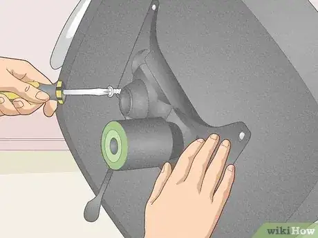Imagem intitulada Fix an Office Chair Leaning to One Side Step 13