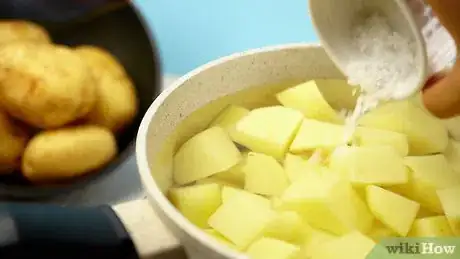 Imagem intitulada Cook Potatoes Step 11