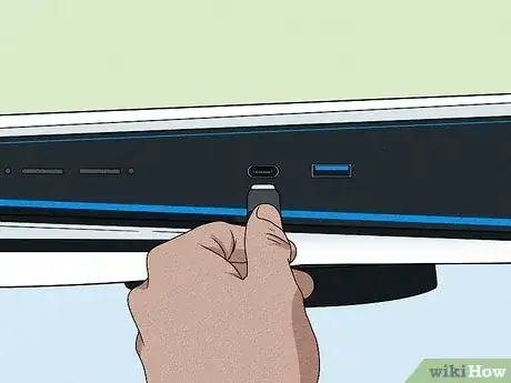 Imagem intitulada Charge Ps5 Controller Step 2