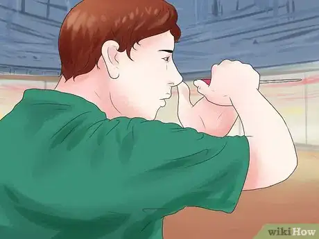 Imagem intitulada Become Good at Knife Fighting Step 11
