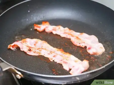 Imagem intitulada Fry Bacon Step 5
