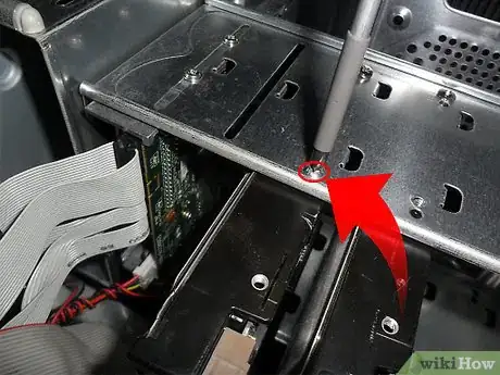 Imagem intitulada Remove a Hard Drive Step 5