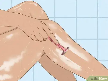 Imagem intitulada Get Smooth Legs Step 4