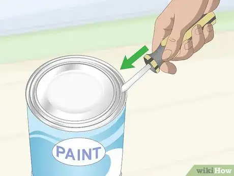Imagem intitulada Open a Paint Can Step 4