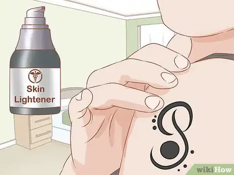 Imagem intitulada Fade Tattoos Step 3