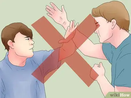Imagem intitulada Become Good at Knife Fighting Step 15